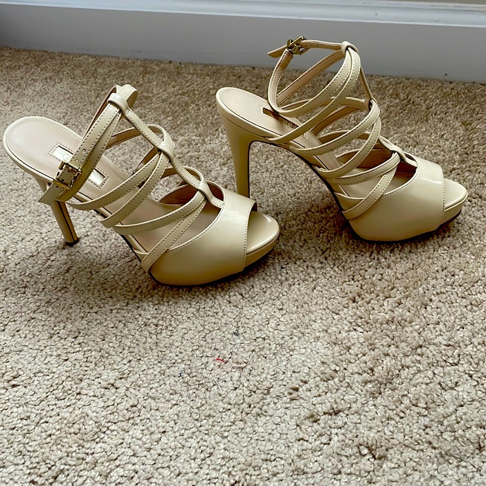 Guess strappy peep toe sandal heels